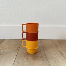 TUPPERWARE 1312 Stackable Coffee Mugs Cups Vintage Set Of 3 Harvest Colors
