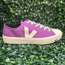 Veja Women s Wata II 2 Low Canvas Sneakers US Size 11.5 - Cosmos / Pierre NEW