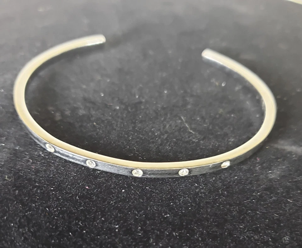 Pulsera Michael Kors Tono Plata Con 5 Estrás Puño 6.75 Boho Caprichoso Gótico Foto 4 de 4