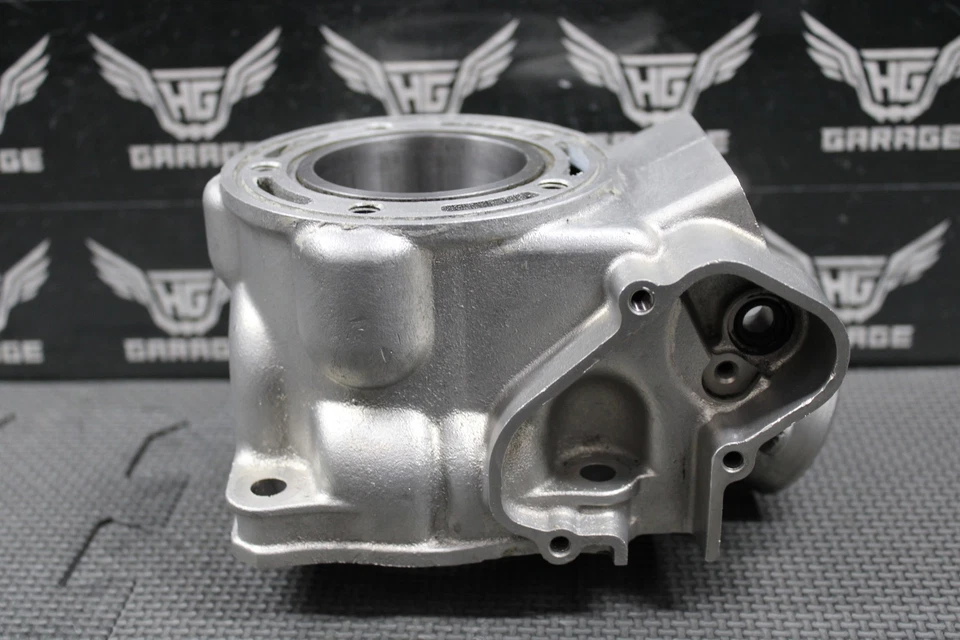 Yamaha 05-21 YZ125 2005 OEM 54mm motor cilindro diámetro jarra extremo superior manguito bueno Foto 3 de 4