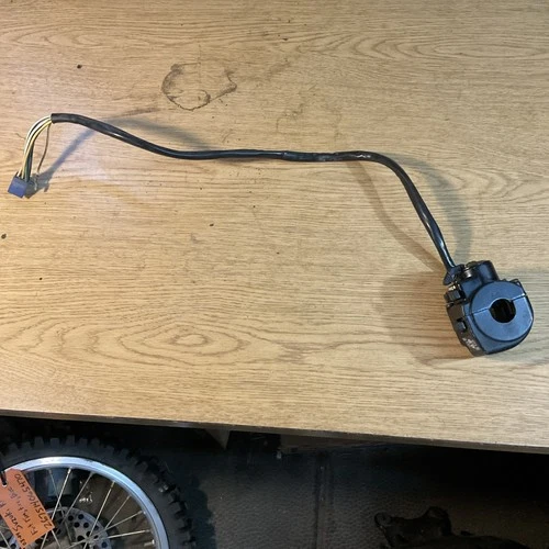 SWITCH ASSY, HANDLE LH | Includes Item(s) 17 - 21