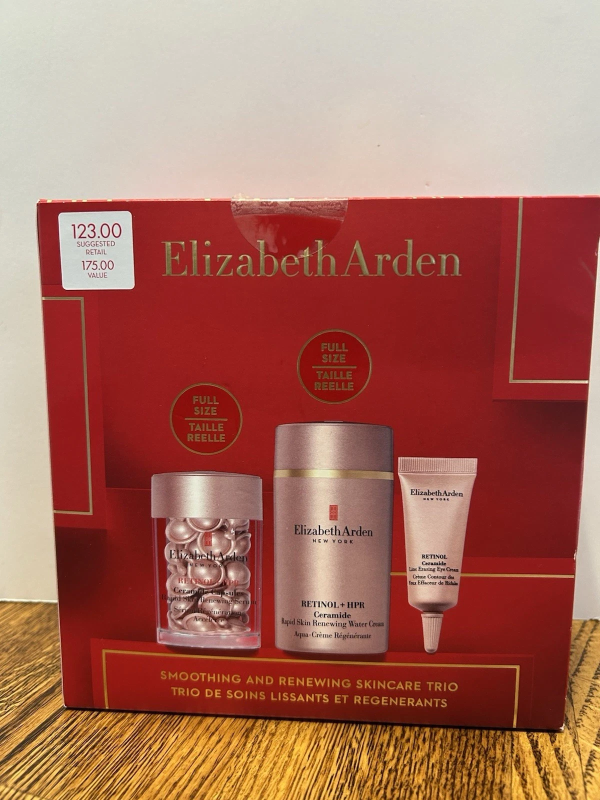 Elizabeth Arden Retinol + HPR Ceremide Water Cream Set NEW Open Box