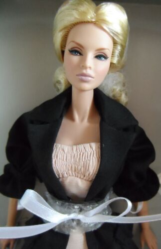 BEWITCHING HOUR LUCHIA Z FASHION ROYALTY CLUB 2008 EXCLUSIVE INTEGRITY TOYS NRFB