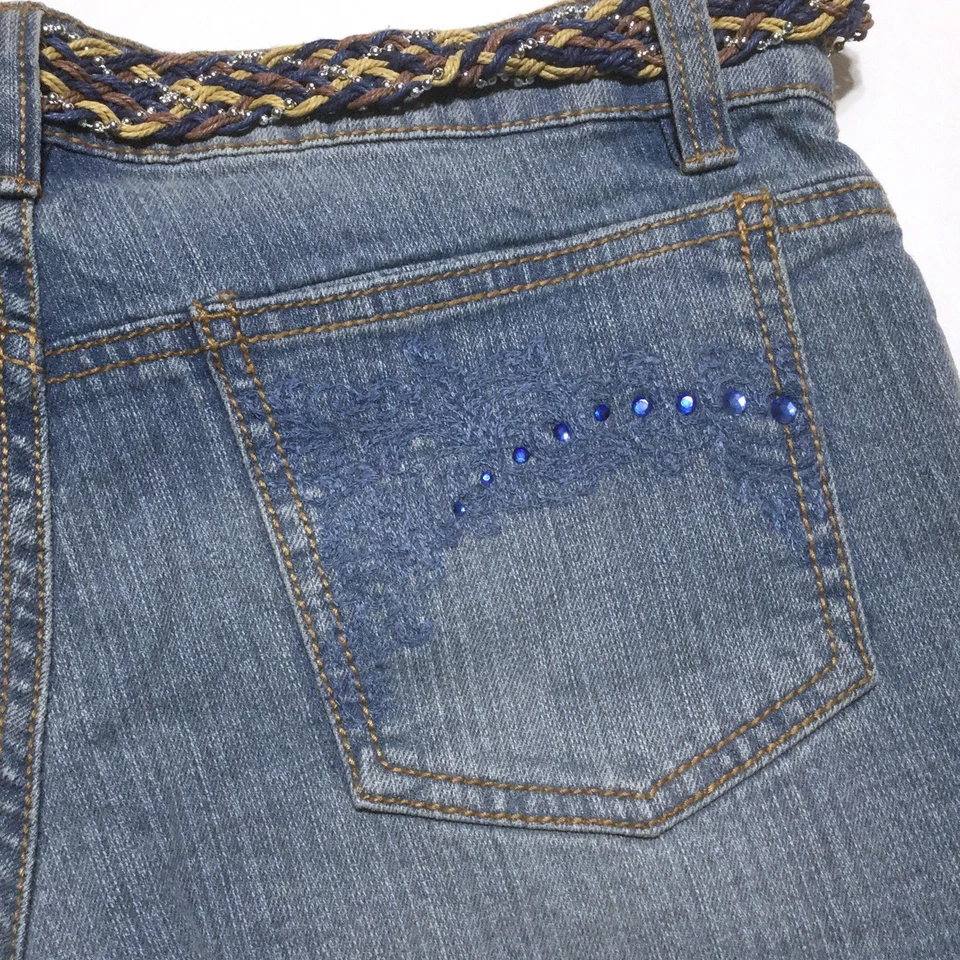 Винтажные женские украшенные джинсовые шорты GLO размер 3 для подростков с плетеным ремнем - Изображение 3 из 4