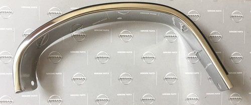 NISSAN Genuino Datsun LH Surround Radiador Rejilla Moldura Trim 62325-H1051 - Imagen 2 de 2