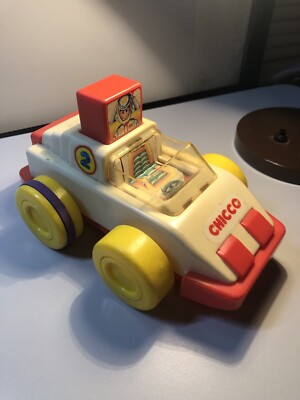 Rare Vintage Plastic Chicco Push N' Go Race Car Made in Italy Works