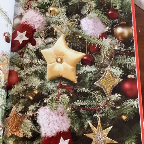 Christmas From the Heart Book 2004 Better Homes Volume 13 Recipes Crafts Decor - Picture 6 of 10