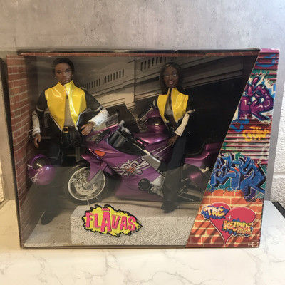 Vintage My Scene Flavas ''TRE & KIYONI Brown'' Puppe mit Motorrad #C1573 2003