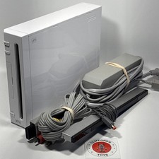 Nintendo Wii Gaming Console White RVL-001 With Power Cords  Sensor Bar Works 1
