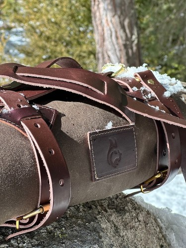 BUSHCRAFT SPAIN BEDROLL, BLANKET AND LAVVU LEATHER CARRIER - Picture 16 of 17