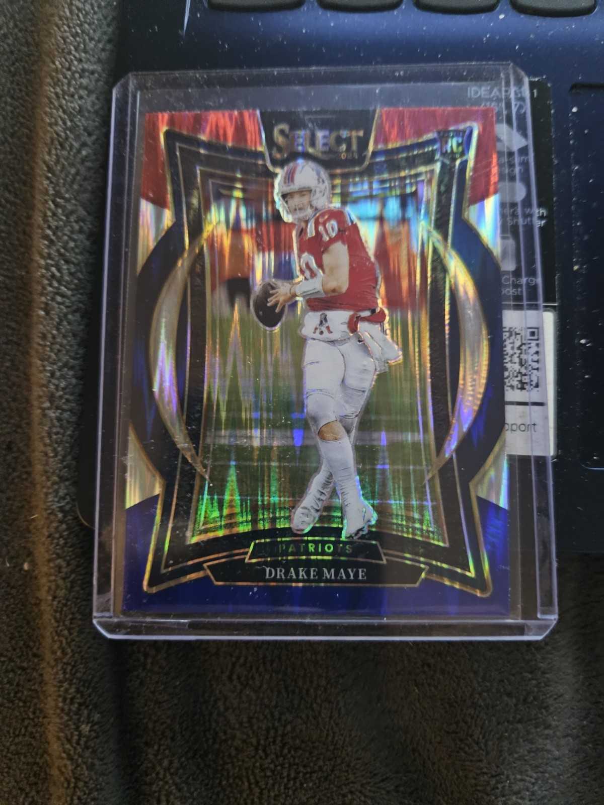 2024 Panini Select - Concourse Drake Maye #27 Red & Blue Shock Prizm (RC)