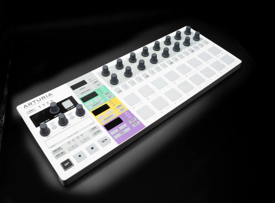 Arturia Beatstep Pro + Staubschutzcover | Neu - Bild 3 von 4