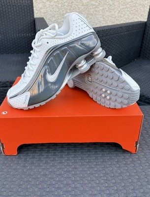 NIKE SHOX R4 ''IRIDESCENT'' EU38 NEU