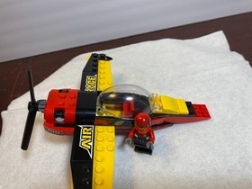 Lego 60144 City Air Race Plane 99% Complete w/Instructions 2017 (1 pc missing)