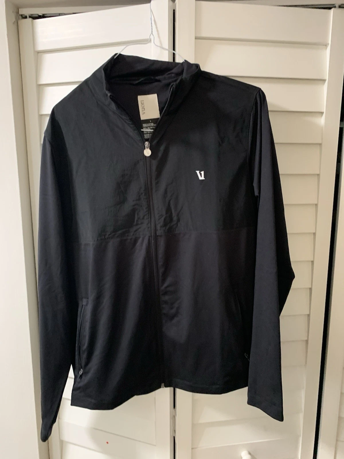 Vuori Jacket Size Large Full Zip Black Track Jacket - V265