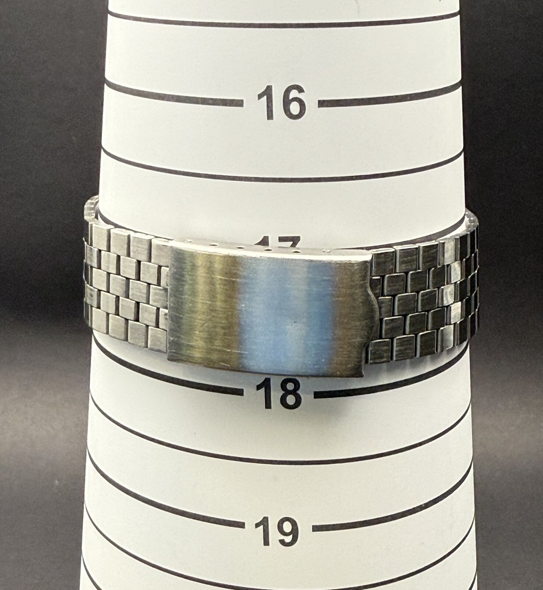 Vintage Seiko King Quartz 5856-7040 Blue Dial Day/Date Kanji