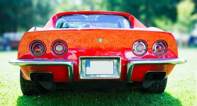 Leinwand Bild Corvette Sting Ray C3 Rot Classic USA Car
