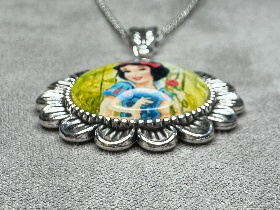 SNOW WHITE 17” Silver Necklace & Handmade Cabochon Pendant Jewelry Gift✨NEW - Image 3 of 4