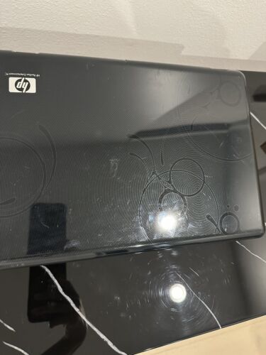 HP Pavilion dv6500 15.4 - For Parts - Damaged