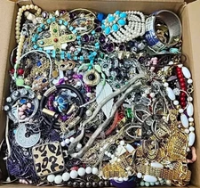 FREE SHIP! 5 Pound Unsorted Huge Lot Jewelry VTG Now Junk Art Craft Treasure Box
