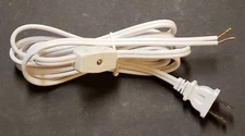 8' WHITE LAMP CORD SET WITH LINE SWITCH & POLARIZED PLUG 18/2 SPT-2 NEW 46851JB