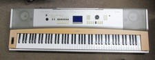 Yamaha YPG-635 88-Key Weighted Portable Grand Piano Keyboard