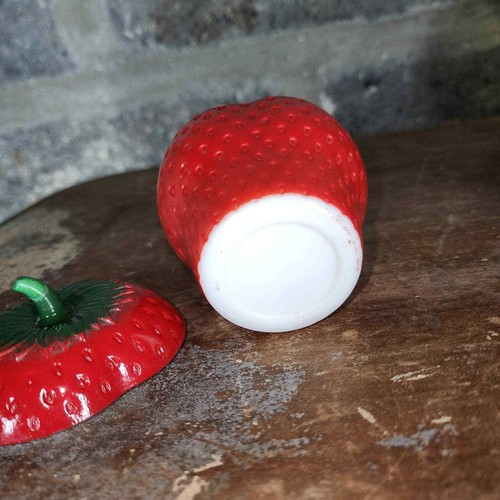 Hazel Atlas Strawberry Jam Jar Bowl Platonite Milk Glass with Lid - Picture 12 of 12