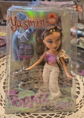 NEW Bratz Doll Yasmin 20th Anniversary W/Holographic Poster 2021 MGA