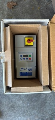 Lenze ESV552N04TXB AC Tech SMVector Drive