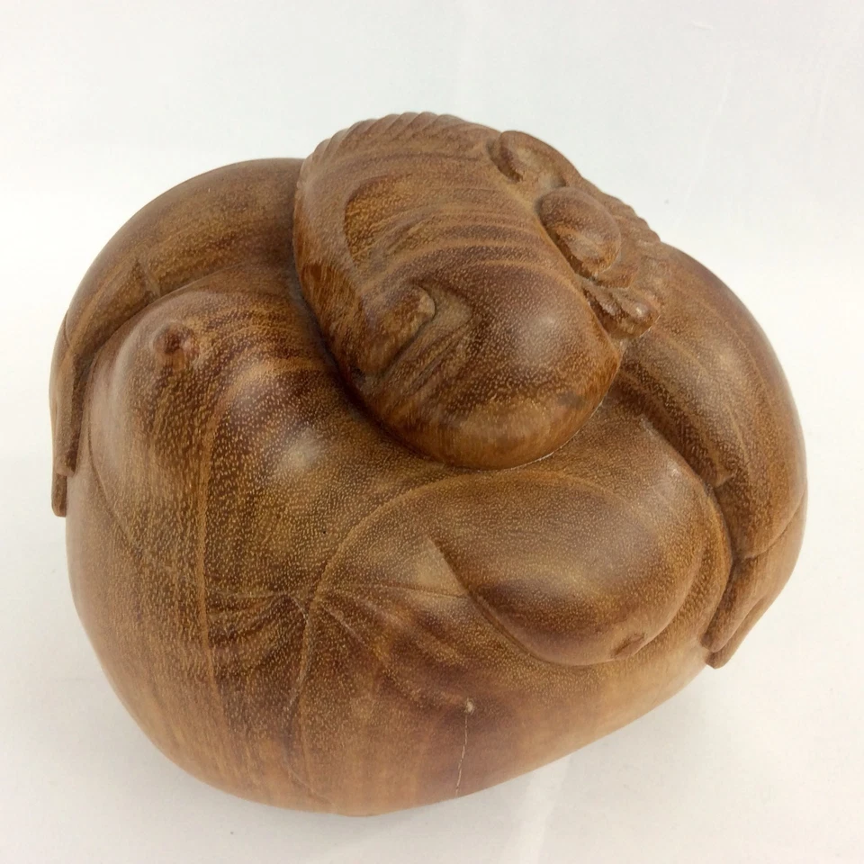 Escultura abstracta de mujeres desnudas tallada a mano en madera de caoba con mucho detalle Foto 2 de 4