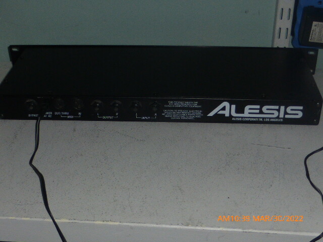 Alesis Midiverb III 16 Bit Simultaneou Multi Effects Alesis Midiverb III 16 Bit Simultaneou Multi Effects