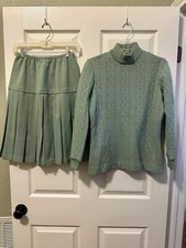 Vintage Butte Knit Ladies 12 Skirt Suit Safe Green Box Pleat Good Movie Prop