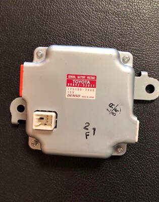 TOYOTA バッテリー電圧センサー DENSO 89892-30040 Genuine Lexus