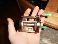 Vintage Bakelite Green Marbleized Handle Unmarked Fishing Reel USA Made