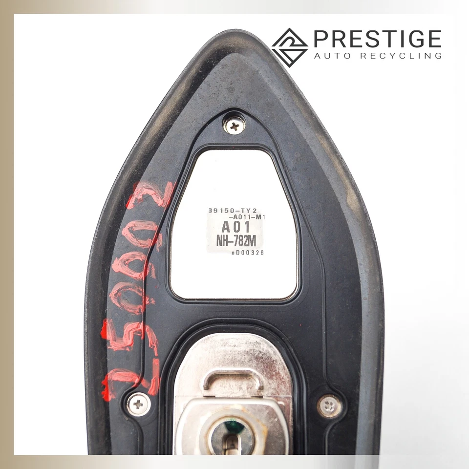 2014-2016 ACURA RLX teto GPS e base de antena XM Shark 39150-TY2-A01ZE FABRICANTE DE EQUIPAMENTO ORIGINAL - Imagem 4 de 4