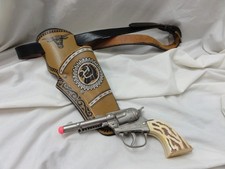 Vintage TOY Hubley Cap Gun w/ Rare Grip Faux Bone Handle Holster