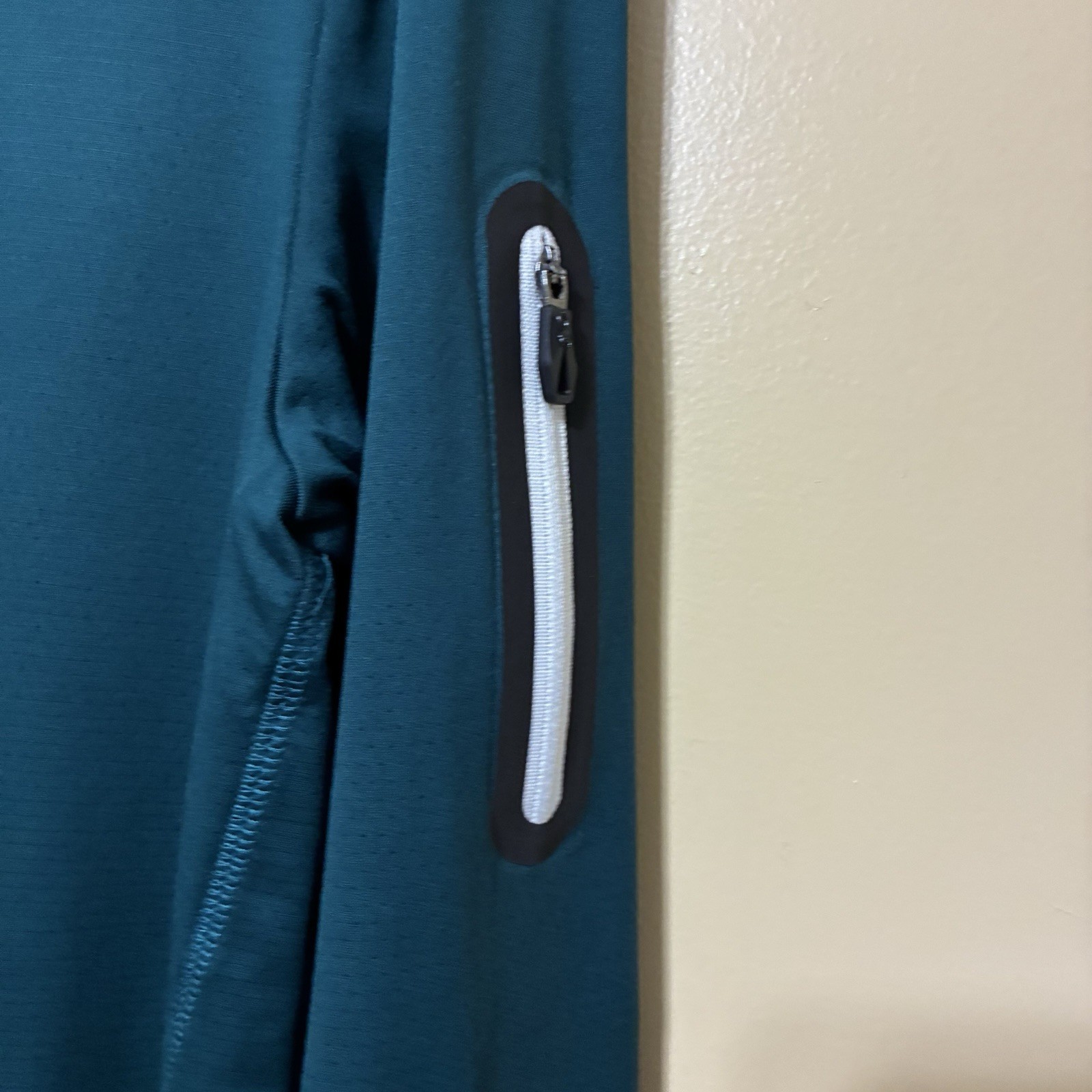 Spyder Active Quarter-Zip Performance Pullover Me… - image 4