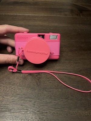 Vintage LOMOGRAPHY FISHEYE 35mm Camera With Lens Cover PINK