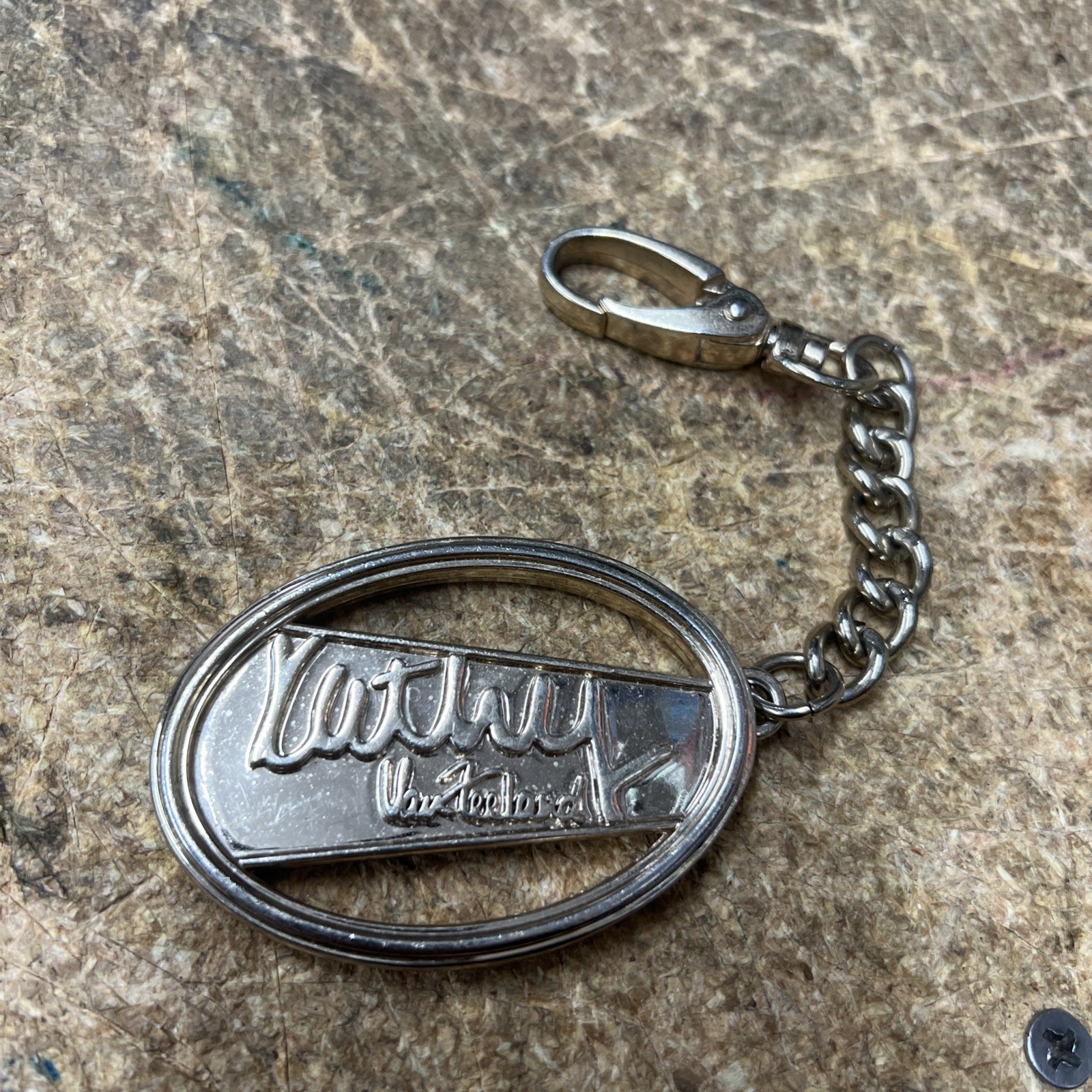 Vintage Rare Kathy Van Zeeland Oval Metal Key Fob Keychain Bag Purse Hang Tag