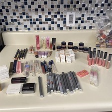 81 Avon Lipgloss Vintage Lot 90s Y2K Beyond Color Plumping Fruity Pearl As Is