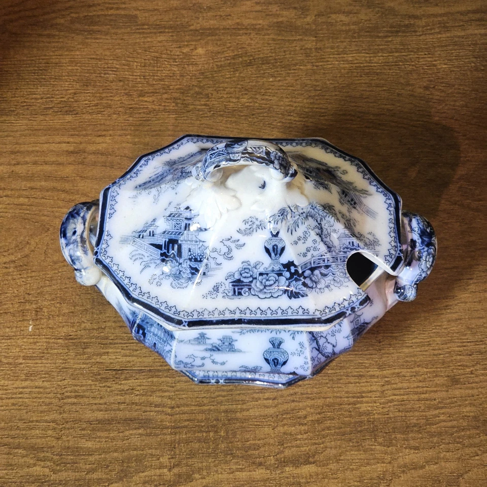 Puré de morera W. Adams & Sons Jeddo Ironstone con tapa, sin cucharón Foto 2 de 4