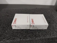 Lot of 2 IDEC NRC110-2AAA NRC Series 1 Pole 2A Circuit Protector