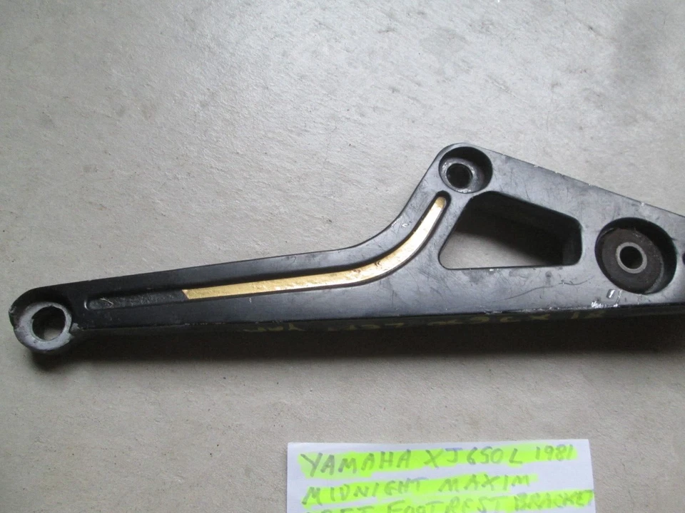 SOPORTE ESTRIBA IZQUIERDA YAMAHA 1981 XJ650L MIDNIGHT MAXIM 4W5-27442-00-00 Foto 2 de 4