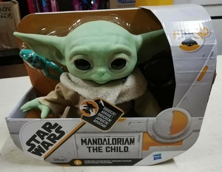 STAR WARS THE MANDALORIAN THE CHILD PARLANTE 21 CM