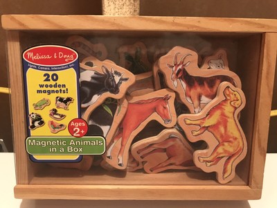 melissa & doug 20 animal magnets in a box