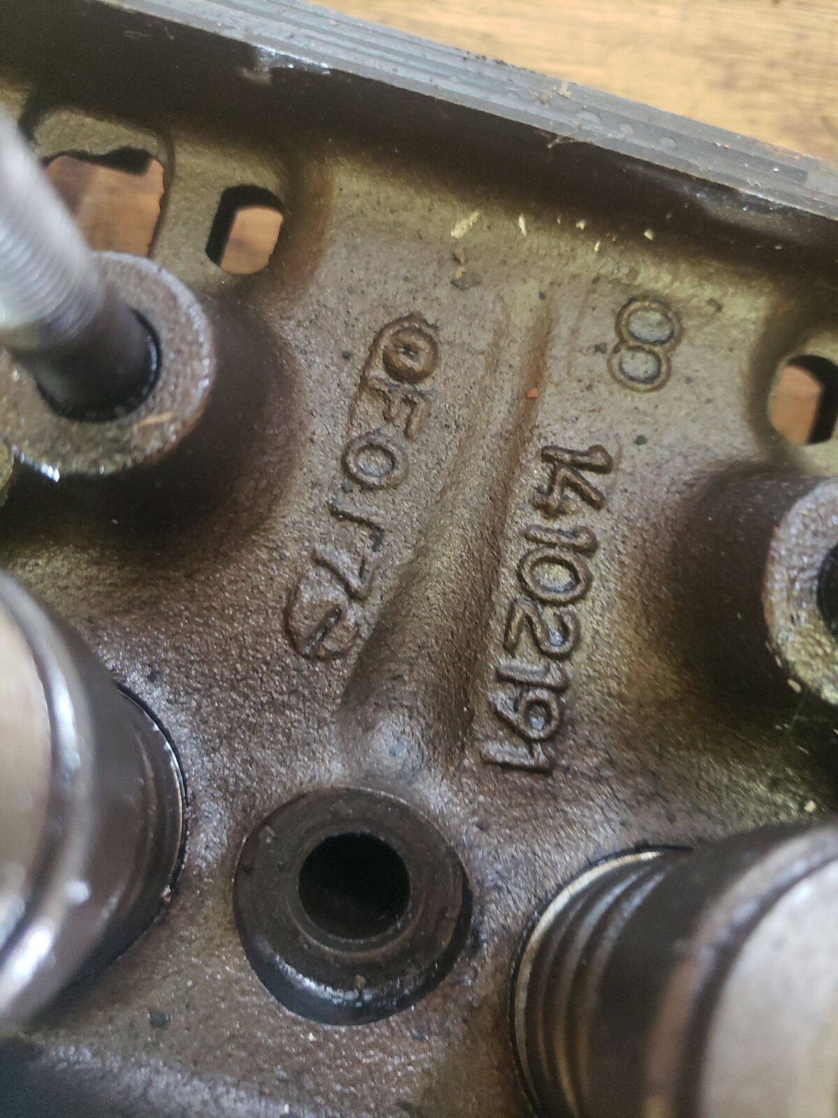 Chevy 350 Cylinder Head 14102191 2 eBay