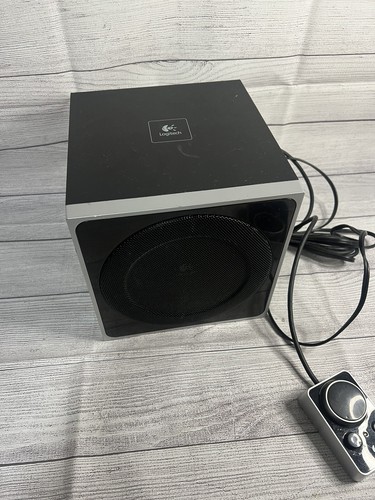 Logitech Z4 Subwoofer nur mit Steuerung getestet funktioniert - Bild 4 von 8