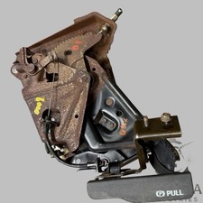 1999-2004 Ford F250 F350 Super Duty Emergency Parking Brake Pedal Assembly Oem 1999-2004 Ford F250 F350 Super Duty Emergency Parking Brake Pedal Assembly Oem