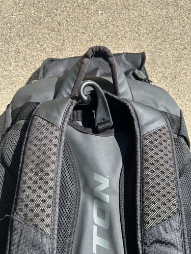 Zaino Easton Reflex NERO borsa attrezzatura baseball softball USATO decente - Foto 4 di 11