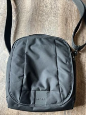 Pacsafe Metrosafe Crossbody Bag LS200 Black  Anti Theft RFID Hip Shoulder